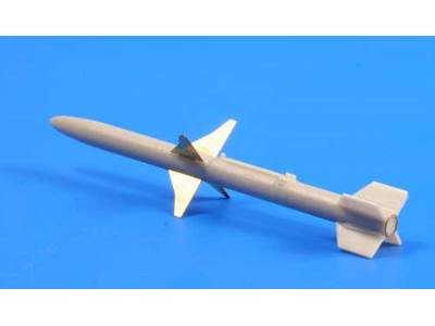 AGM-88 HARM Air-to-Surface Missile + NATO / US LAU-118 Launcher  - image 4