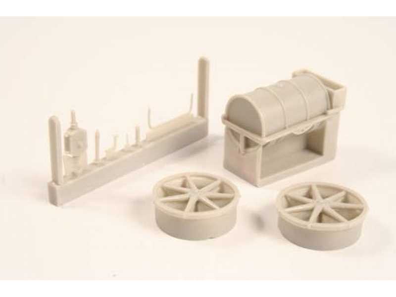 German WW I Refuelling set - All resin kit - image 1