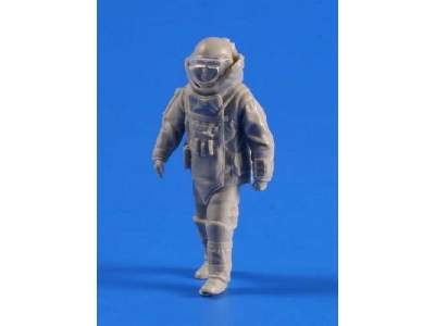 Bomb Disposal Technician - image 13