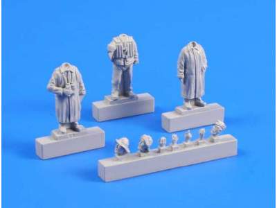 U-boat U-IX - Crew with Raincoats (3 figures) - image 5