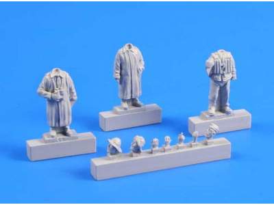 U-boat U-IX - Crew with Raincoats (3 figures) - image 6