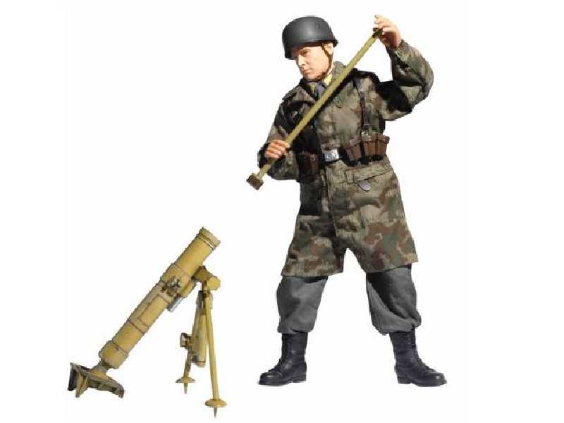Eugen Schrange - FJ Mortarman w/Kurzer 8cm Granatwerfer 42 - image 1 Eugen Schrange - FJ Mortarman w/Kurzer 8cm Granatwerfer 42 - image 1
