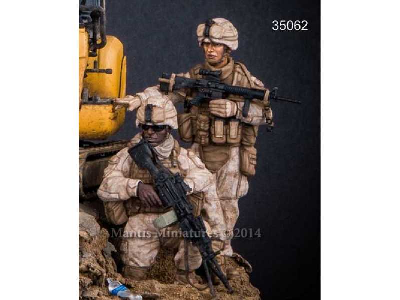 USMC patrol - image 1 USMC patrol - image 1