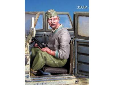 Kubelwagen driver - image 1