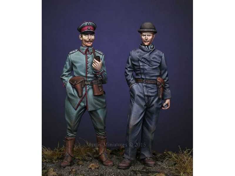 WW1 German Officer &amp; Tanker - image 1