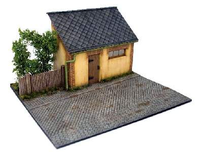 Diorama with Barn - image 1