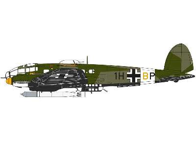 Heinkel He III H-6 - image 8