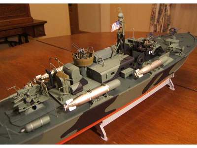 US Navy Elco 80 torpedo boat late - image 3