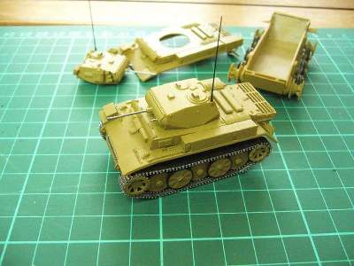 Pz.Kpf.Wg. II Ausf. L Luchs - (2 kits in a box) - image 14