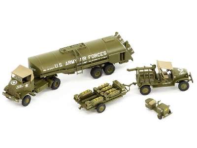 WWII USAAF 8th Air Force Bomber Resupply Set - image 2