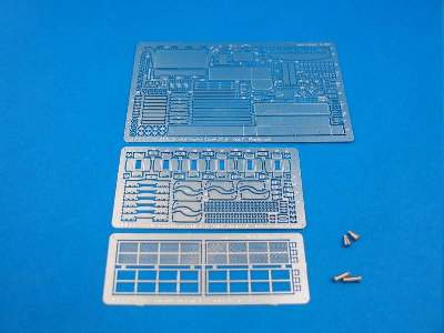 Soviet Heavy Tank JS-2 - photo-etched parts - basic set - image 1