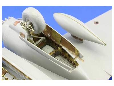 Ventura Mk. II undercarriage 1/48 - Revell - image 9