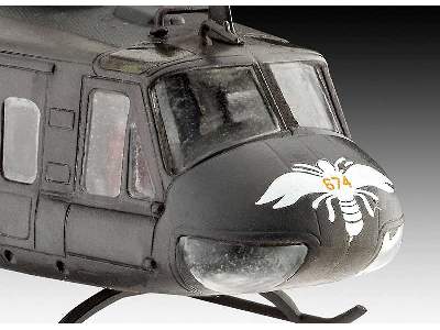 Bell UH-1H Gunship - Gift Set - image 4