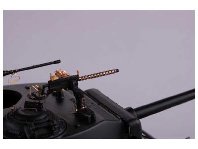 M4A3E8 1/35 - Italeri - image 9