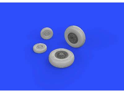 F-14A wheels late 1/48 - Tamiya - image 3