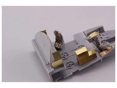 Victor B Mk.2 (BS) interior 1/72 - Airfix - image 8