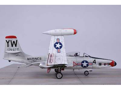 F2H-2&2P Banshee - image 7