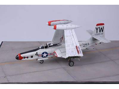 F2H-2&2P Banshee - image 15