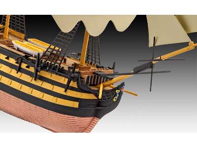 HMS Victory - image 7