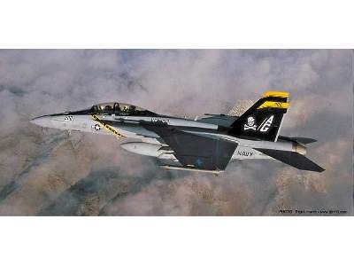 F-4j Phantom Ii & F/A-18f Super Hornet Jolly Rogers - 2 Kits - image 2
