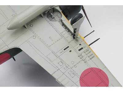 Mitsubishi A6m5c Zero Fighter Zeke Type 52 - image 7