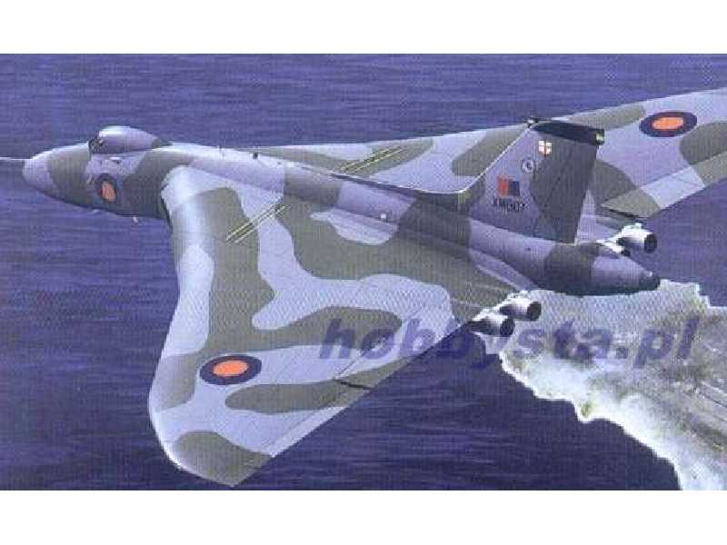 Avro Vulcan B2 - image 1