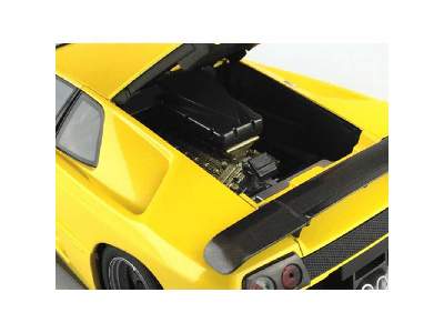 Lamborghini Diablo Gt - image 2