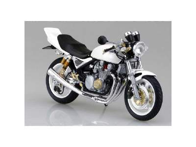 Kawasaki Zephyrx With Custom Parts - image 4
