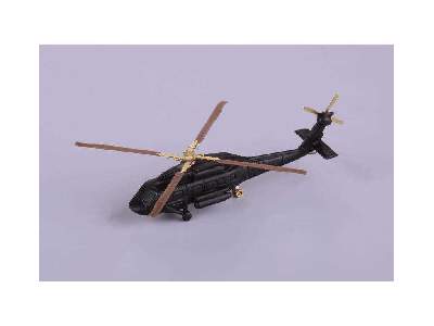 USS Iwo Jima LHD-7 pt.2 helicopters & vehicles 1/350 - Trumpeter - image 17