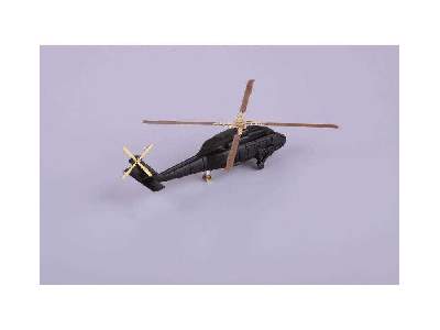 USS Iwo Jima LHD-7 pt.2 helicopters & vehicles 1/350 - Trumpeter - image 18