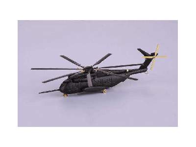USS Iwo Jima LHD-7 pt.2 helicopters & vehicles 1/350 - Trumpeter - image 19
