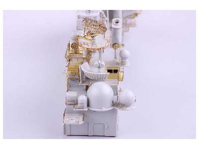 USS Iwo Jima LHD-7 pt.3 superstructure 1/350 - Trumpeter - image 12