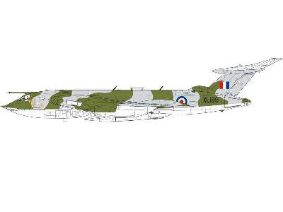 Handley Page Victor B.2 - image 13