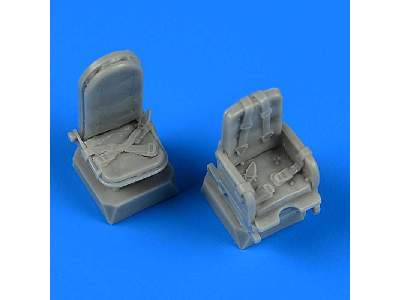 Junkers Ju 52 seats with safety belts - Italeri - image 1