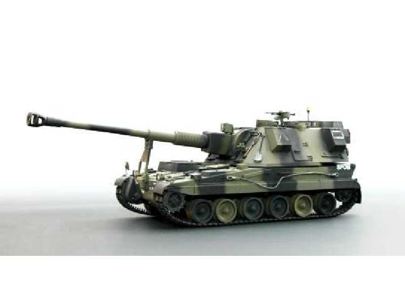 British 155mm S-90 self-propelled howitzer - image 1