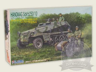 Hanomag Sd.Kfz 250/10 with BMW Sidecar and 6 Soldiers - image 1