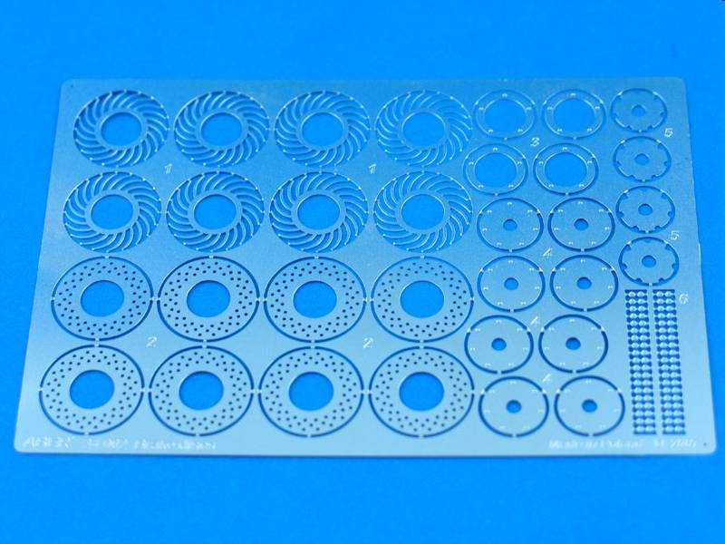 Brake discs  - photo-etched parts - image 1