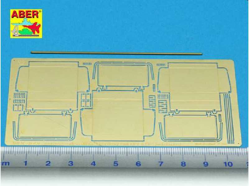 KV-1or KV-2 early with wide fenders Vol.2 - Tool boxes early typ - image 1