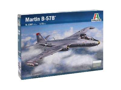 Martin B-57B - image 2