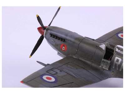 Spitfire Mk.XVI Bubbletop - image 16