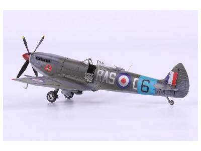 Spitfire Mk.XVI Bubbletop - image 24