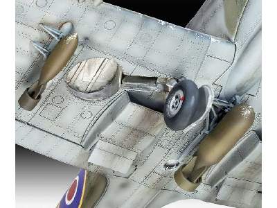 Supermarine Spitfire Mk.IXc - image 2