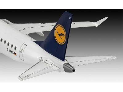 Embraer 190 Lufthansa - image 6