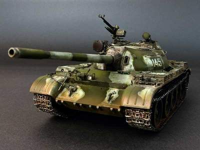 T-54B Soviet Medium Tank - Early Production w/Interior - image 97