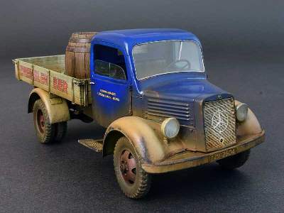 Mercedes-Benz L1500S German Cargo Truck - image 44