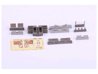 Spitfire Mk. XVI gun bays 1/72 - Eduard - image 13