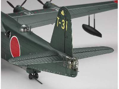 Kawanishi H8k2 Type 2 Flying Boat - image 5