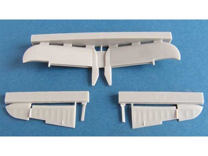 Beaufighter tailplane late version for Airfix - image 1
