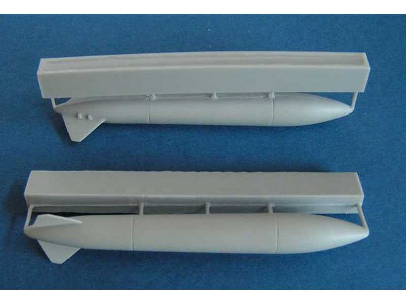 Jaguar GR.1/3 drop tanks for all kits - image 1