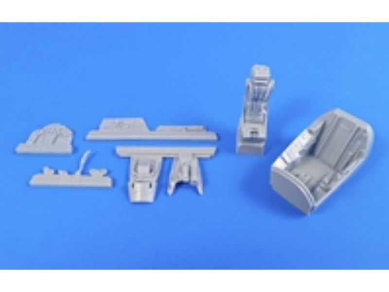 BAC Lightning F1/F1A Cocpit Set - image 1